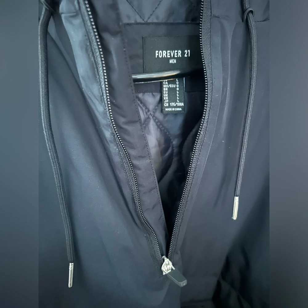windbreaker jacket - Picture 3 of 4